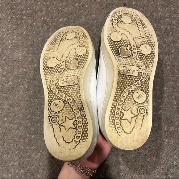 White Pastry Paris Praline Dance Sneaker - Picture 12 of 12